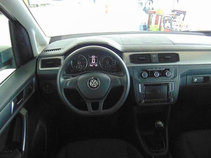 Gebraucht VW Caddy Trendline 102 PS (75 kW) 2019 Silber Van / Kleinbus