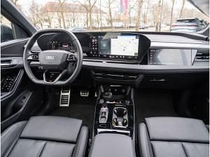 Gebraucht Audi Q6 e-tron S-Line 284 kW (387 PS) 2025 Schwarz (mythosschwarz metallic) SUV