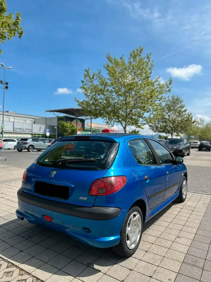 Gebraucht Peugeot 206 75 PS (55 kW) 2008 Blau Limousine