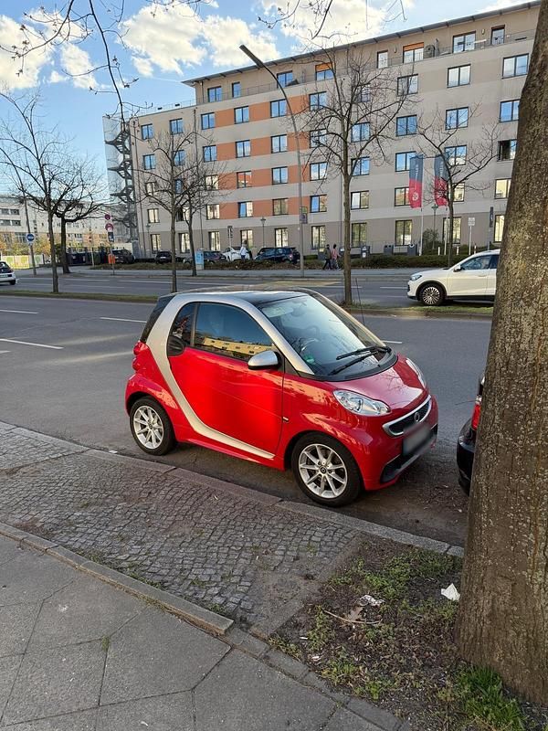 Gebraucht Smart ForTwo Coupé 71 PS (52 kW) 2014 Rot Coupé