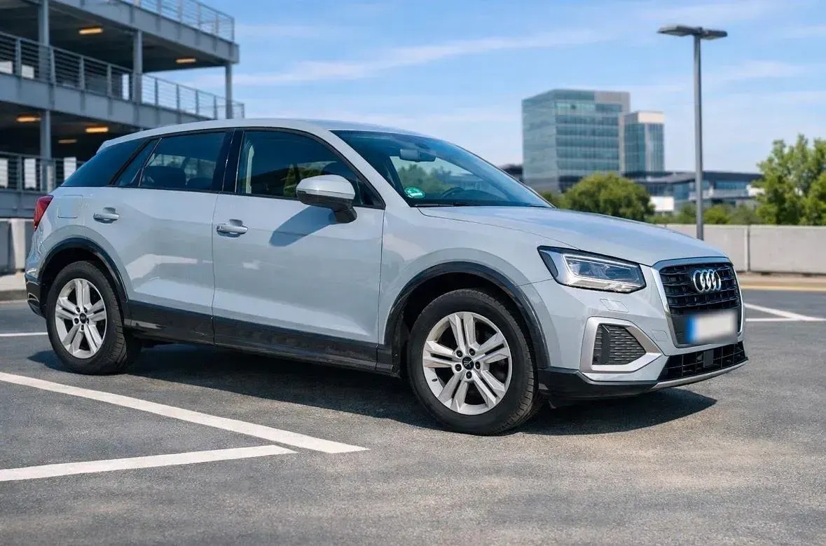 Gebraucht Audi Q2 150 PS (110 kW) 2022 Grau SUV