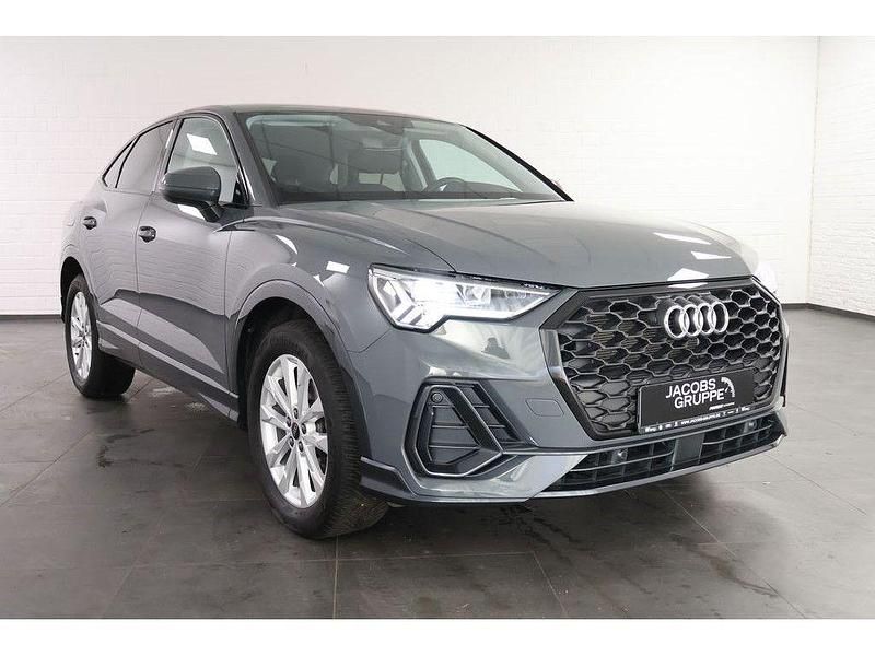 Gebraucht Audi Q3 Sportback Performance 150 PS (110 kW) 2024 Grau SUV