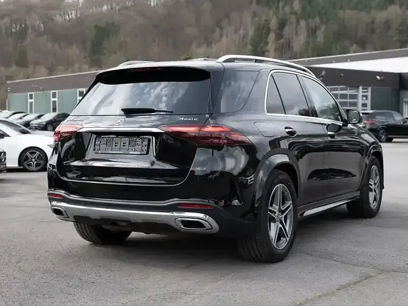 Gebraucht Mercedes GLE400 AMG 381 PS (280 kW) 2024 Schwarz obsidianschwarz metall SUV