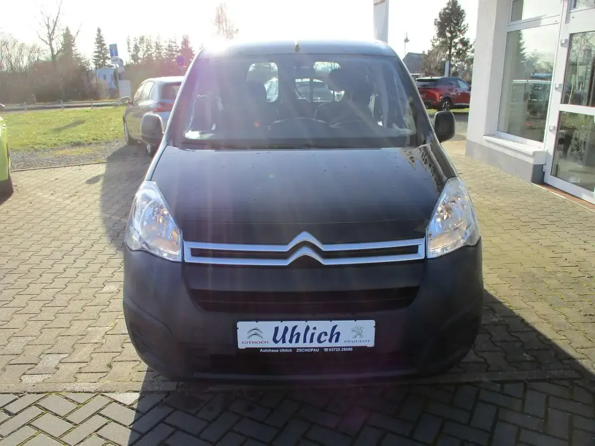 Gebraucht Citroën Berlingo Profi 98 PS (72 kW) 2016 Onyx schwarz Van / Kleinbus