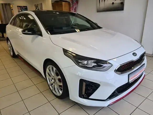 Usata Kia ProCeed 204 CV (150 kW) 2019 Bianco Utilitaria