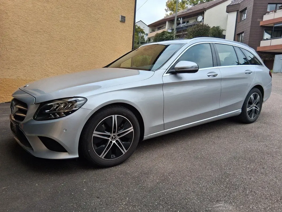 Gebraucht Mercedes C200 Avantgarde 184 PS (135 kW) 2021 Silber Kombi