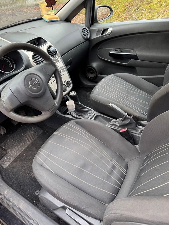 Gebraucht Opel Corsa Cosmo 80 PS (58 kW) 2008 Schwarz Kleinwagen