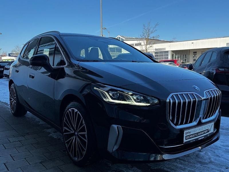 Gebraucht BMW 223 Active Tourer Luxury Line 218 PS (160 kW) 2022 Schwarz Van / Kleinbus