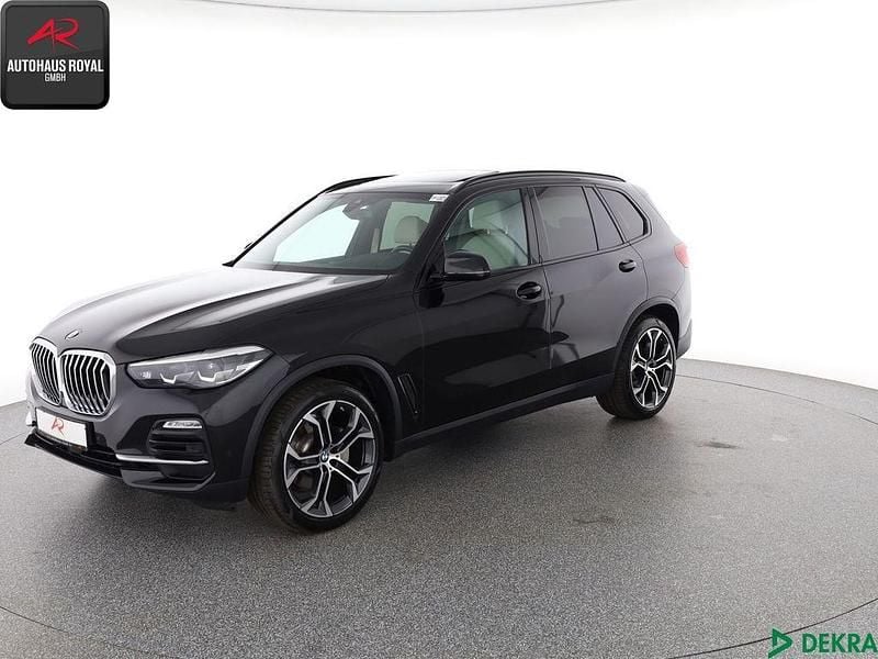 Saphirschwarz Gebraucht 2020 BMW X5 Sport Line SUV | 47.880 € (Superpreis) - Bild 1/4