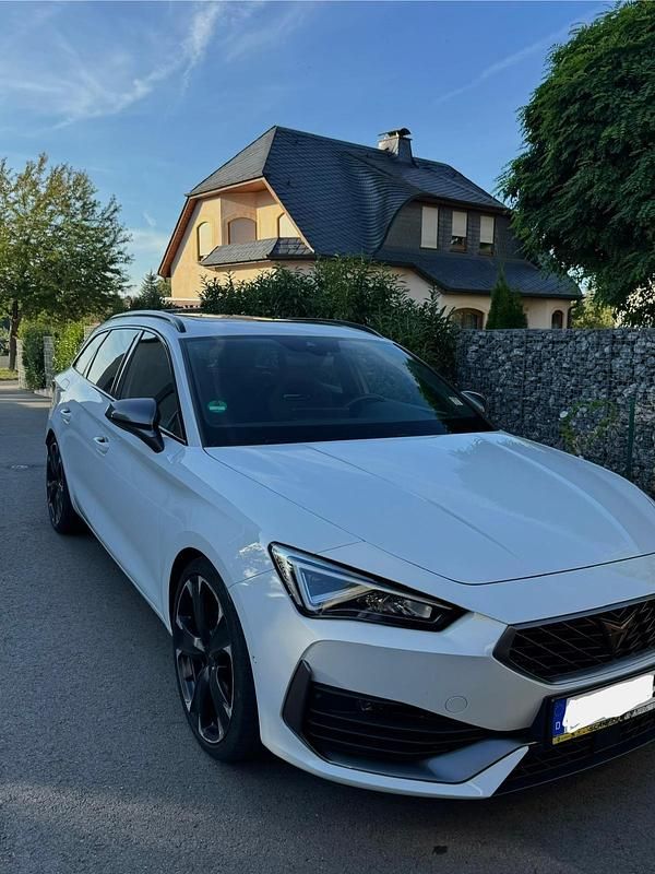 Gebraucht Cupra Leon 310 PS (228 kW) 2022 Weiß Kombi