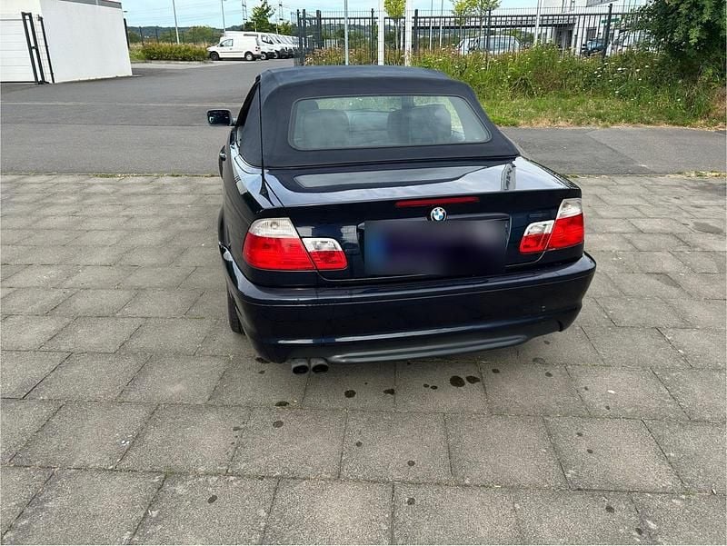 Gebraucht BMW 330 M Sport 231 PS (169 kW) 2002 Blau Cabrio