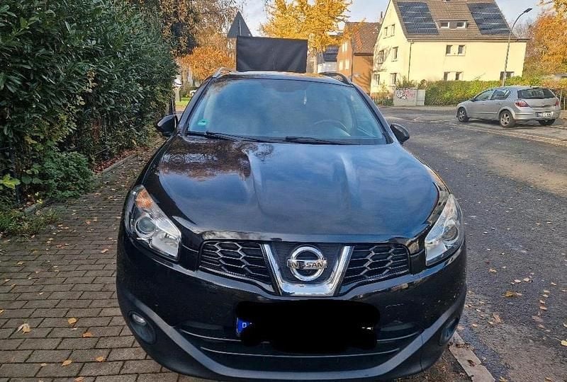 Schwarz Gebraucht 2012 Nissan Qashqai +2 SUV | 6.600 € (Fairer Preis) - Bild 1/4