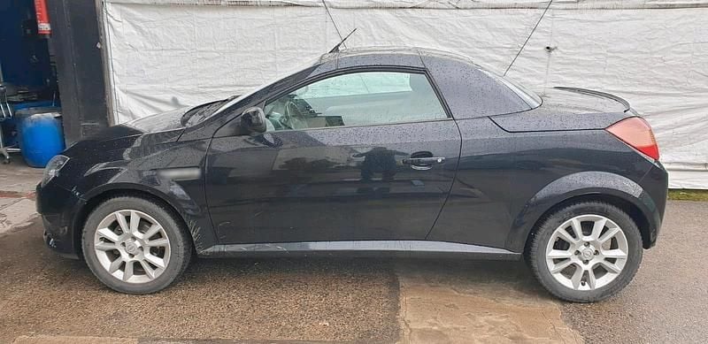 Gebraucht Opel Tigra 90 PS (66 kW) 2005 Schwarz Cabrio