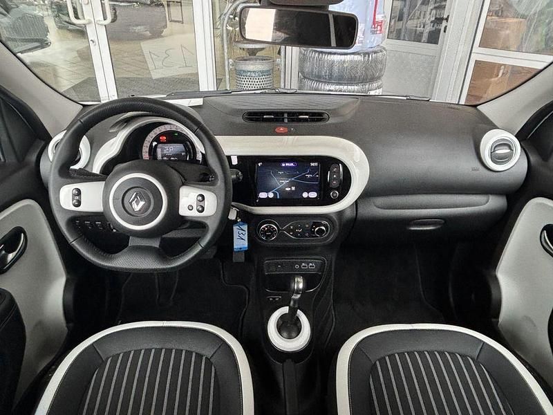 Gebraucht Renault Twingo Techno 60 kW (82 PS) 2023 Weiß Kleinwagen
