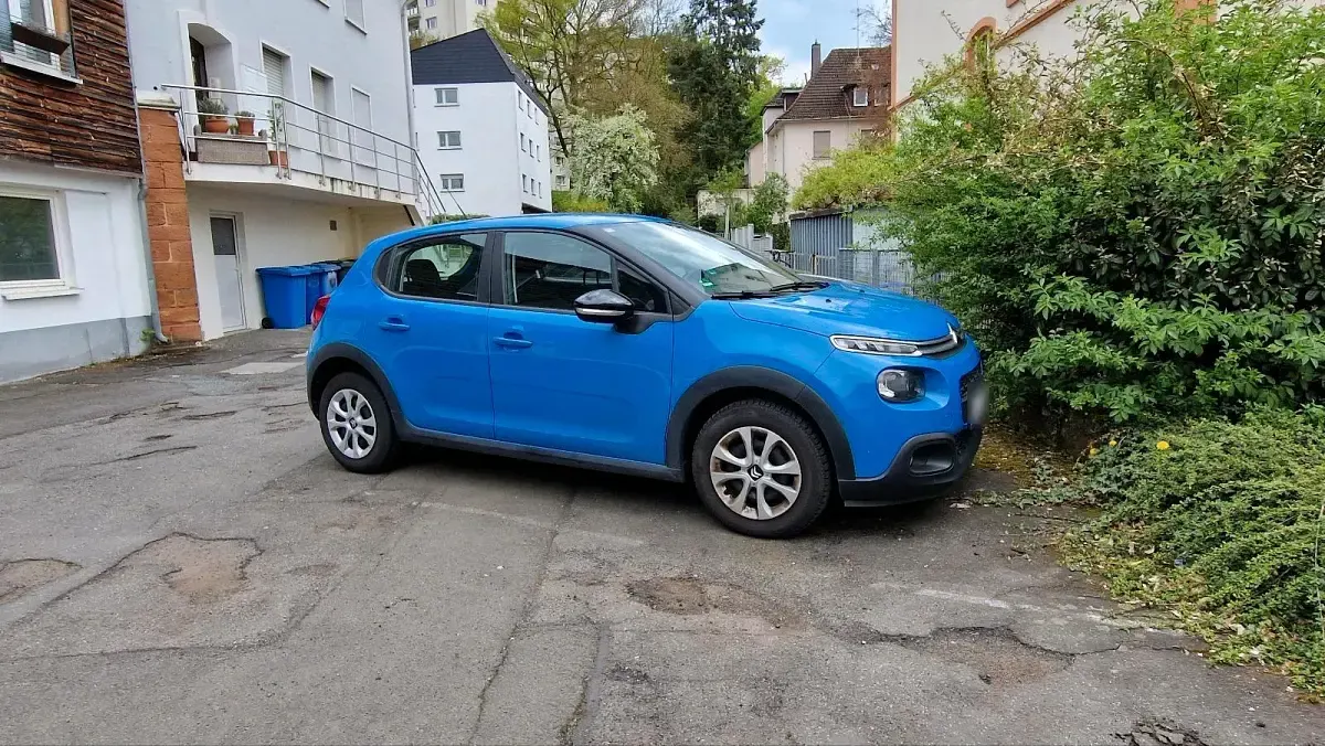 Gebraucht Citroën C3 Shine 82 PS (60 kW) 2018 Blau Kleinwagen