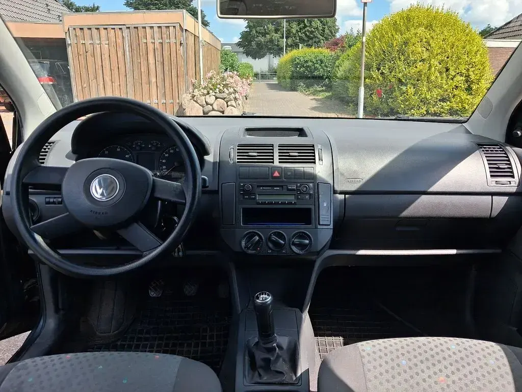 Gebraucht VW Polo Comfortline 75 PS (55 kW) 2005 Grau Kleinwagen