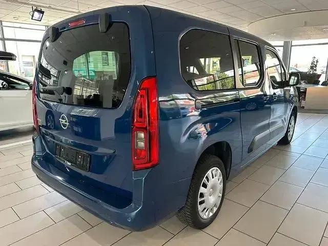 Gebraucht Opel Combo Life 131 PS (96 kW) 2020 Ozean blau Limousine