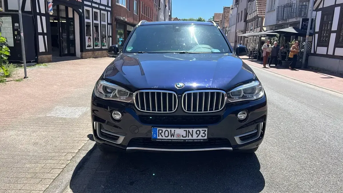 Gebraucht BMW X5 258 PS (189 kW) 2015 Blau SUV