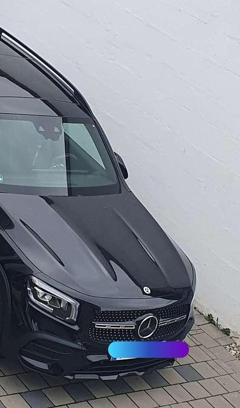 Schwarz Gebraucht 2023 Mercedes GLB220 AMG line SUV | 40.500 € (Superpreis) - Bild 1/4