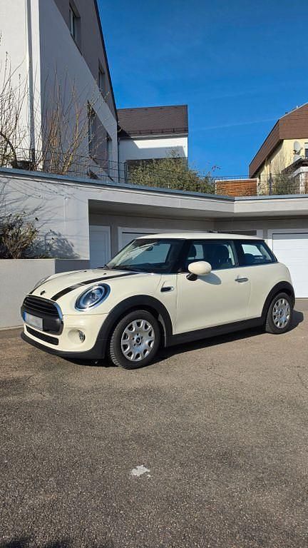 Gebraucht Mini ONE Chili 102 PS (75 kW) 2020 Beige Kleinwagen