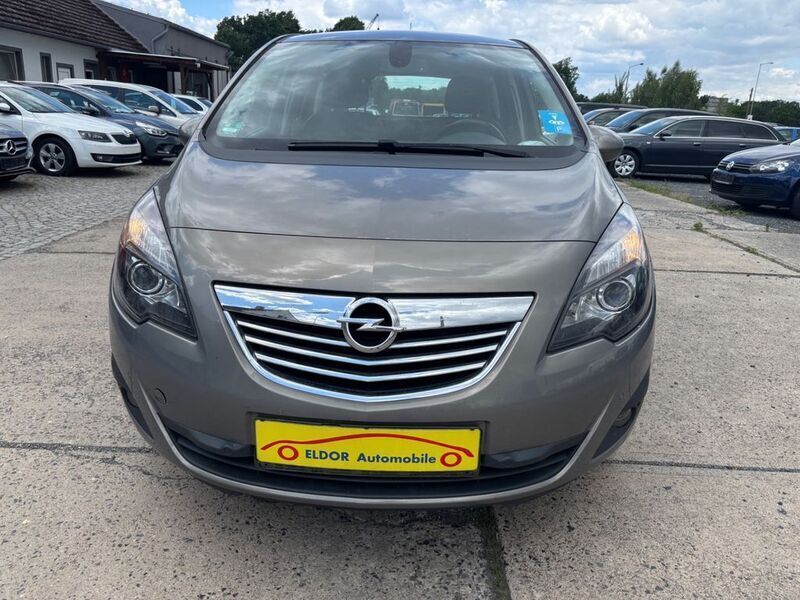 Braun Gebraucht 2013 Opel Meriva Innovation Van / Kleinbus | 2.900 € (Superpreis) - Bild 1/4