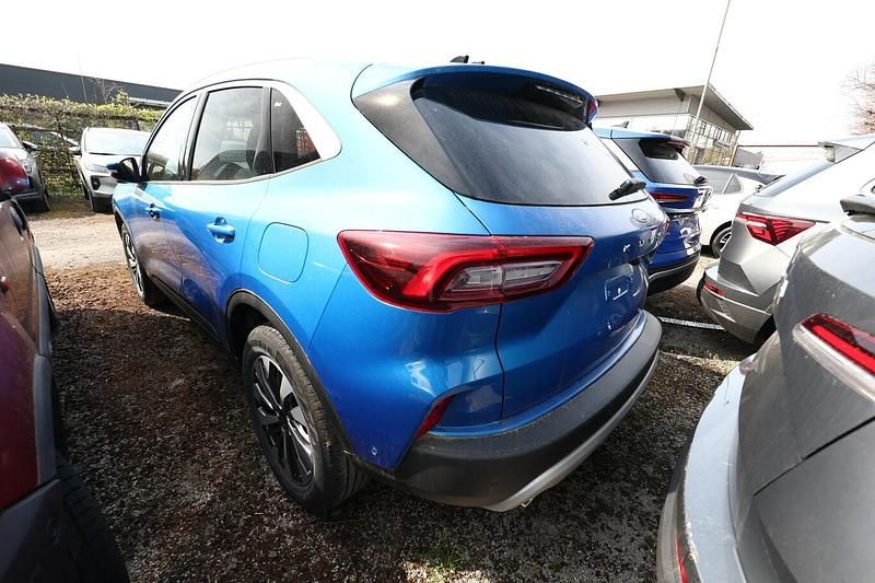 Neu Ford Kuga Titanium 186 PS (136 kW) 2025 Desert island blue metallic SUV