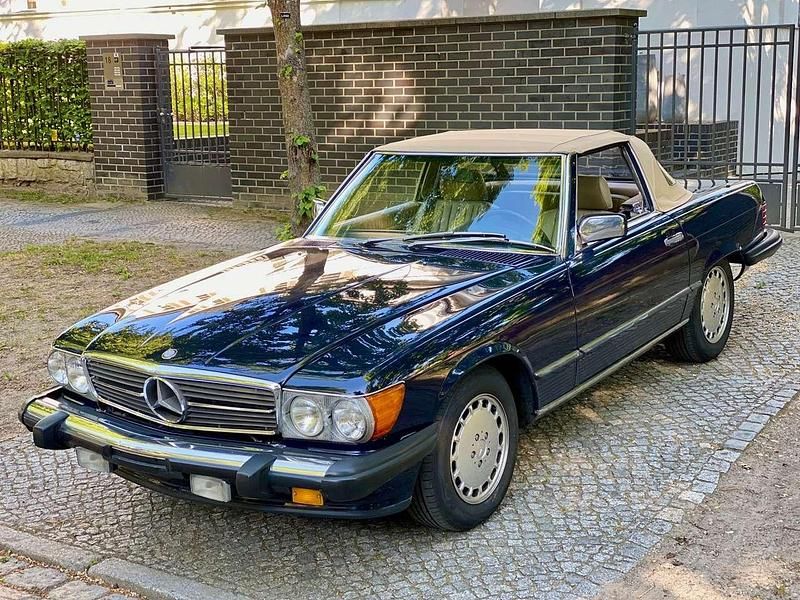 Blau Gebraucht 1987 Mercedes 560 Cabrio | 34.900 € - Bild 1/4