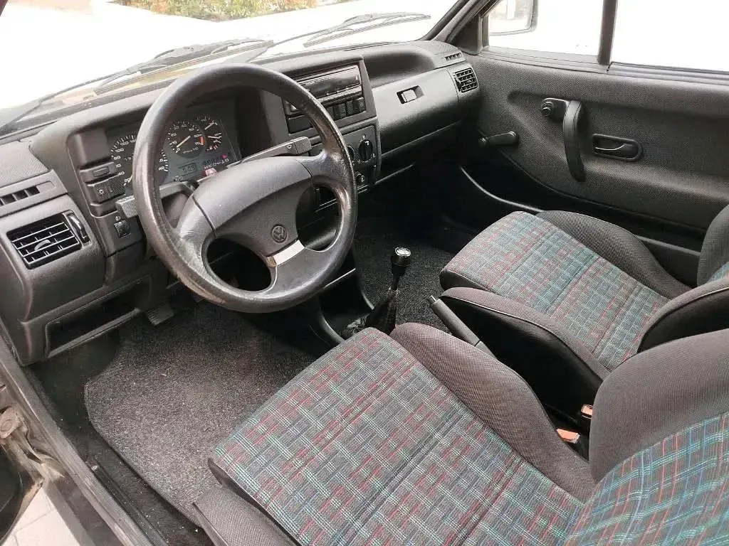 Gebraucht VW Polo 113 PS (83 kW) 1991 Schwarz Coupé