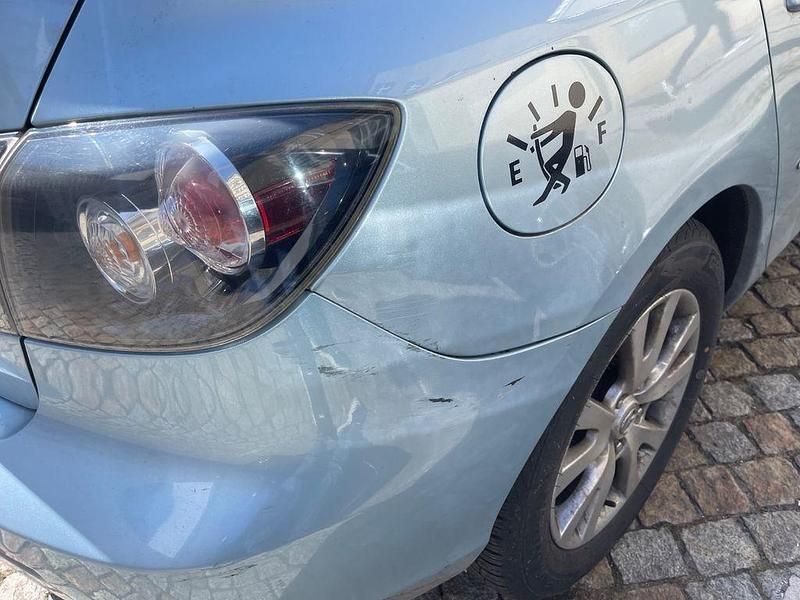 Second-hand Mazda 3 Active 105 CP (77 kW) 2007 Verde Berlinǎ