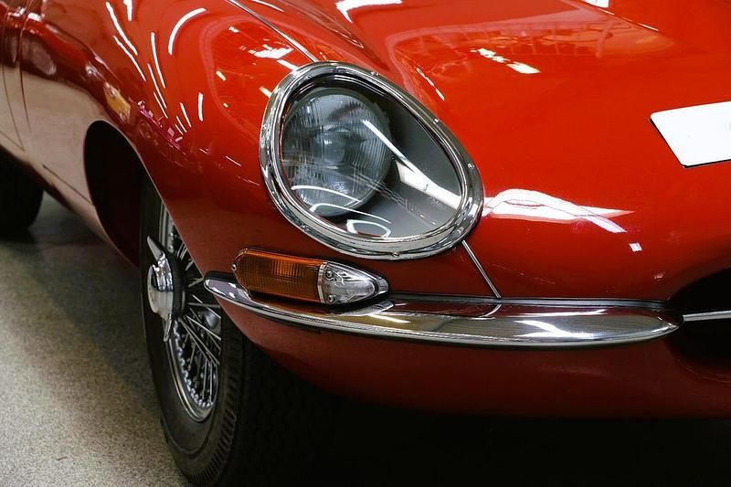 Gebraucht Jaguar E-Type 265 PS (194 kW) 1963 Rot Cabrio