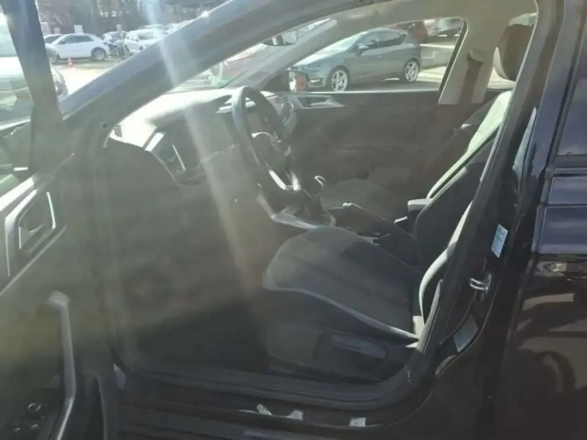 Gebraucht VW Polo Style 96 PS (70 kW) 2023 Schwarz Kleinwagen