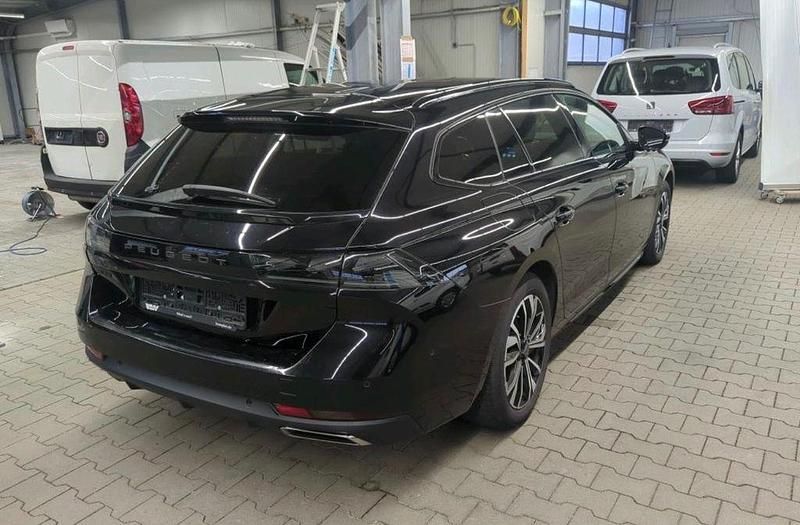 Gebraucht Peugeot 508 SW Allure 131 PS (96 kW) 2024 Schwarz Kombi