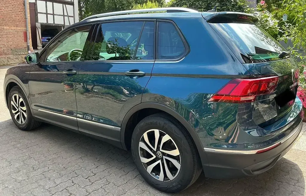 Gebraucht VW Tiguan Active 150 PS (110 kW) 2022 Andere farben SUV