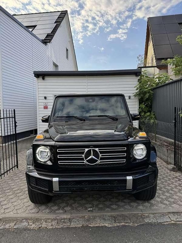 Schwarz Gebraucht 2019 Mercedes G350 SUV | 102.500 € (Fairer Preis) - Bild 1/4