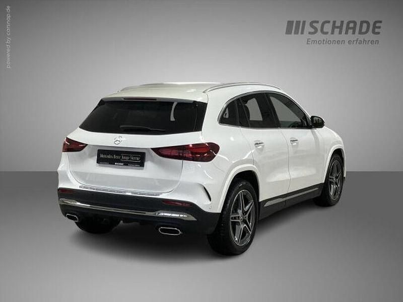Gebraucht Mercedes GLA200 AMG line 163 PS (119 kW) 2024 Weiß SUV