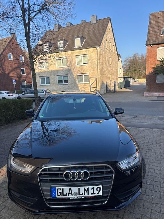 Gebraucht Audi A4 Ambition 143 PS (105 kW) 2012 Schwarz Kombi