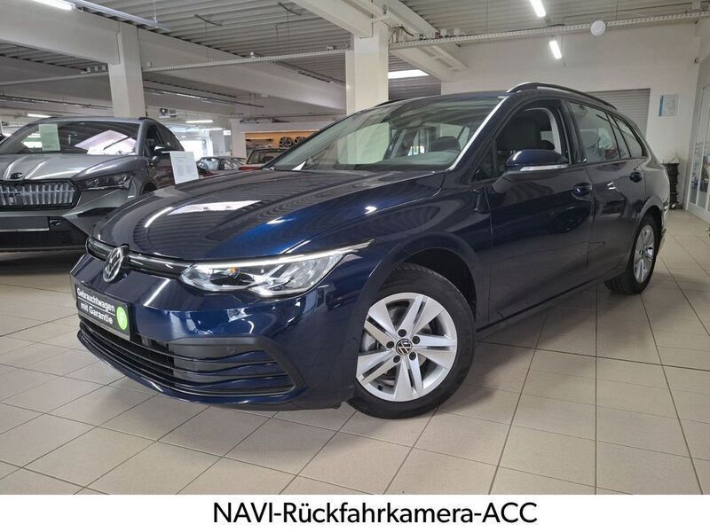 Atlantik blue metallic Gebraucht 2021 VW Golf VIII Life Kombi | 18.885 € (Guter Preis) - Bild 1/4