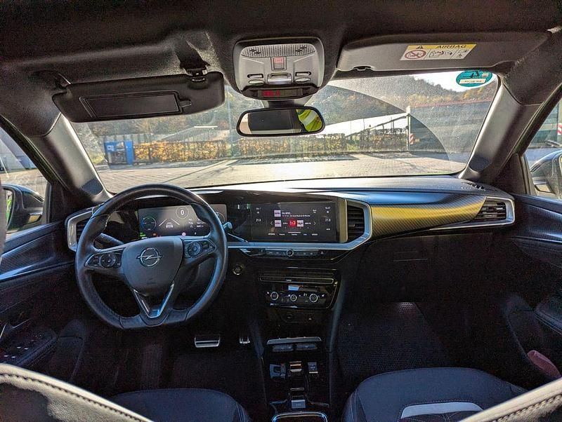 Gebraucht Opel Mokka-e Ultimate 100 kW (136 PS) 2022 Grün SUV