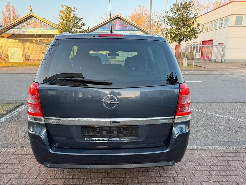 Gebraucht Opel Zafira 110 PS (80 kW) 2011 Grau Van / Kleinbus