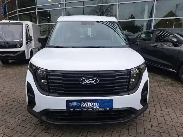 Gebraucht Ford Tourneo Courier Trend 125 PS (91 kW) 2024 Weiss Van / Kleinbus
