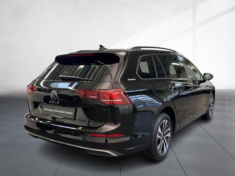 Neu VW Golf VIII 116 PS (85 kW) 2025 Schwarz Kombi
