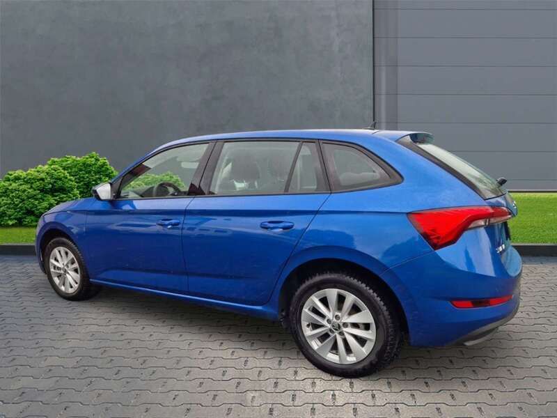 Gebraucht Skoda Scala Tour 110 PS (80 kW) 2023 Blau Kleinwagen