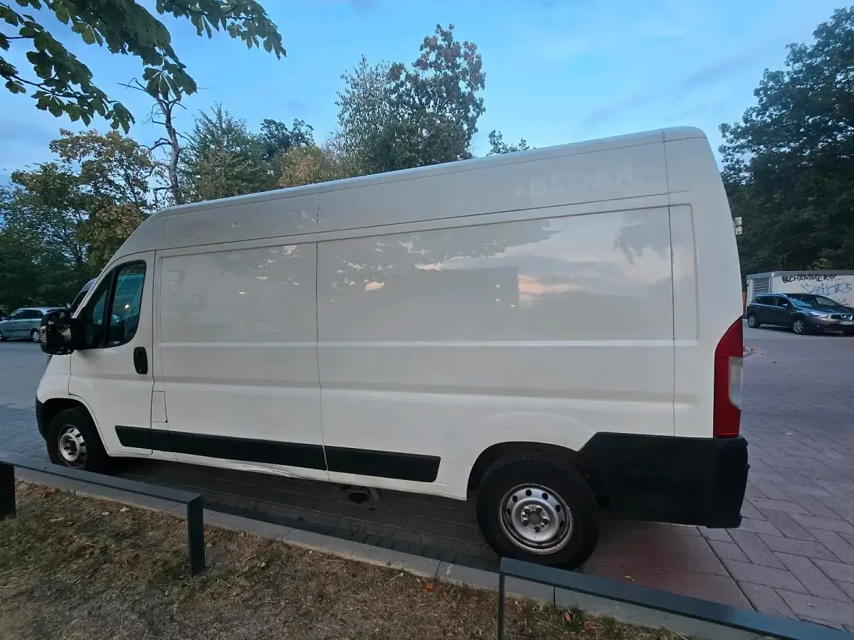 Gebraucht Peugeot Boxer 163 PS (119 kW) 2018 Weiß Van