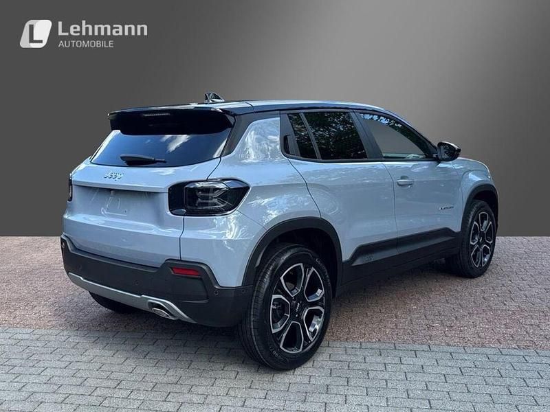 Neu Jeep Avenger Summit 110 PS (80 kW) 2026 Granite greydach schwarz SUV