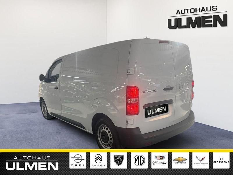 Neu Opel Vivaro Basis 120 PS (88 kW) 2026 Weiss Van / Kleinbus
