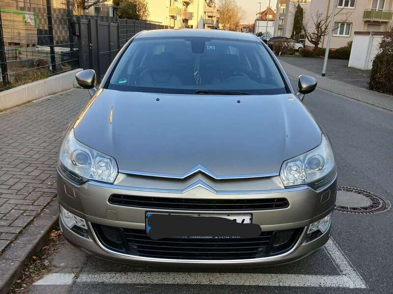 Beige Gebraucht 2011 Citroën C5 Exclusive Limousine | 4.500 € (Teuer) - Bild 1/4