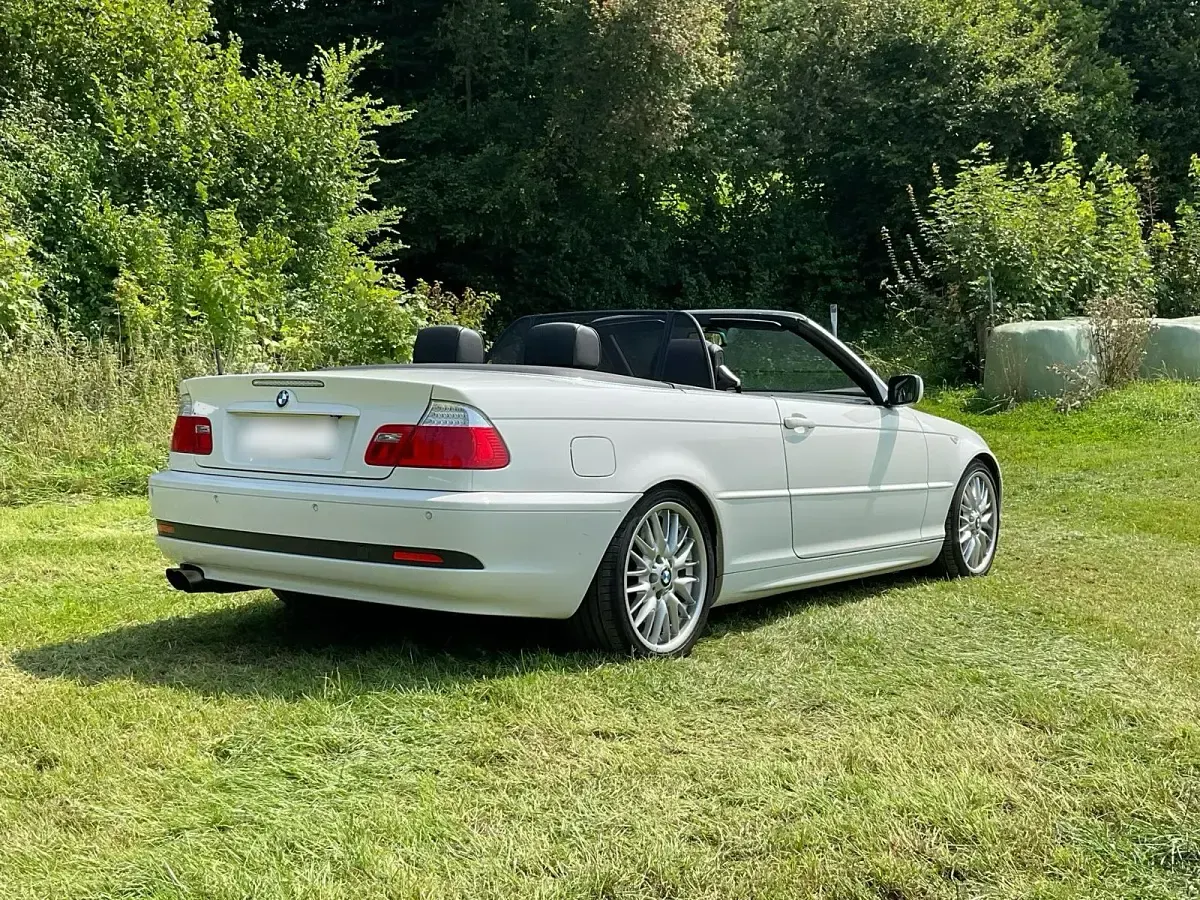 Gebraucht BMW 330 Cabriolet M Sport 231 PS (169 kW) 2006 Weiß Cabrio