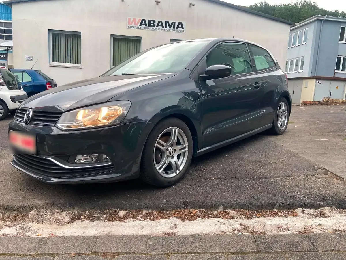Gebraucht VW Polo 90 PS (66 kW) 2014 Schwarz Kleinwagen