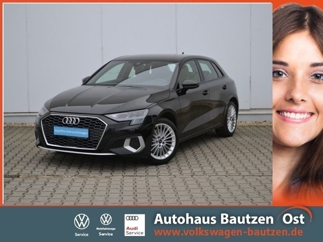 Mythosschwarz metallic Gebraucht 2020 Audi A3 Sportback Advanced Limousine | 24.440 € (Etwas zu teuer) - Bild 1/4