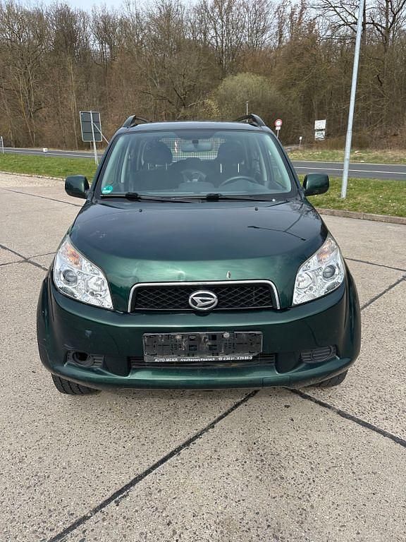 Gebraucht Daihatsu Terios 105 PS (77 kW) 2009 Grün SUV